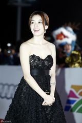 独家高清：金惠秀爆乳战青龙 李秉宪等大牌云集