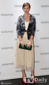 组图：崔汝真孔贤珠金孝珍等出席活动争艳斗丽