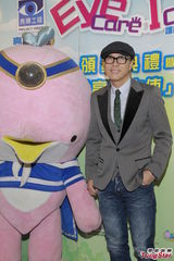 组图：甄子丹担任护眼大使 避谈官司进展