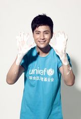 组图：“亚运绿色出行”大使陈坤为公益身体力行