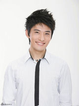 组图：宫正楠春日阳光写真清新自然