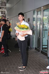 组图：韩星金秀贤赴港宣传新片 暖男亲民随和