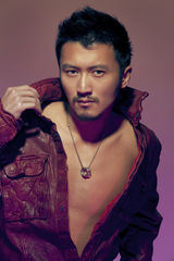 幻灯图集：《全城热恋》热映 夏永康为三主演拍写真