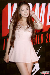 组图：郭雪芙获封女神 蒋孟玲熊熊秀性感