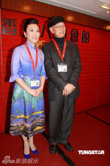 幻灯图：汪明荃否认欺负老公 罗家英力挺称无所谓