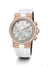 高清图：2010芭莎明星慈善夜拍品展示