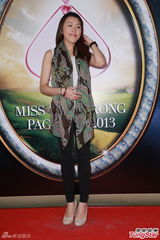 组图：港姐举行第一轮面试 候选佳丽水平参差