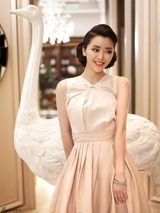 组图：黄小蕾时尚大片尽显复古魅惑