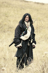 高清图：何润东扮农奴显苍老 衣衫褴褛似犀利哥