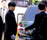 组图：SG Wannabe蔡东河出殡 家人与好友悲痛送别