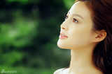 组图：甘婷婷薄纱装拍大片 森林系唯美出镜