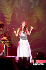 高清组图：陈绮贞个唱香港落幕 音乐精灵气质逼人