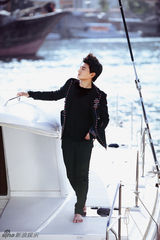 组图：吴奇隆阳光写真感悟生活真谛