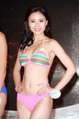 组图：港姐朱晨丽出席中华小姐彩排否认出席饭局