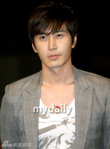 幻灯图：《妖术》媒体首映仪式 具惠善等主创出席