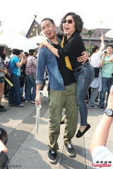 组图：台湾民众反核游行 阮经天许玮宁等助阵