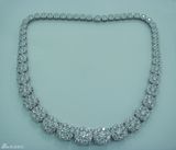 高清：李嘉欣“围城”艳压群芳  佩戴天价首饰曝光