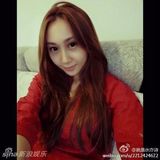 组图：水均益20岁爱女近照曝光 就读播音系