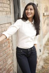 组图：王雅捷靓丽写真曝光 再现青涩时光    