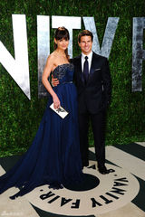 高清图：汤姆-克鲁斯携爱妻凯蒂亮相奥斯卡派对