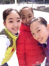 组图：花滑17岁小将李子君清纯可爱获粉丝喜爱