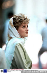 组图:穆斯林世界盖头日盘点各国女政要面纱风情