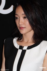 组图：周迅变身时尚新宠儿 加盟《云图》并非打酱油