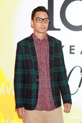 组图：众明星参加时尚派对 刘嘉玲否认与张柏芝不合