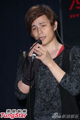 组图：孙协志个唱5566三缺一 粉丝望5566再合体