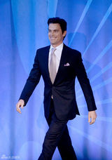 塞隆劳伦斯同性恋庆典狂欢 克林顿领贡献奖(图)