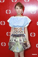 组图：林峰否认恋上吴千语 只是朋友吃饭