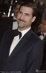 组图：杰森-施沃兹曼入场券遮脸搞怪