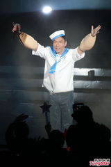 组图：张卫健许志安苏永康及梁汉文联袂开唱