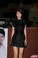 组图：邓丽欣倪震助阵全港校花校草选举