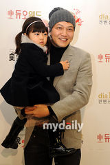 组图：韩国演员安在模1月9日下午举行婚礼