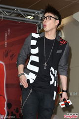 组图：潘玮柏任反毒大使 不排除追求陈妍希