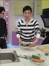 组图：姜洋美食节目宣传新歌 秀厨艺被赞绝版好型男