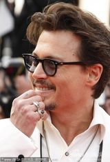 高清图：《加勒比4》首映礼 约翰尼·德普帅气现身