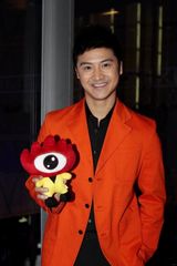 组图：田亮亮相中法影节 戏言与叶一茜穿情侣衫