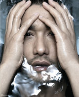 组图：胡兵登香港杂志封面 解读生命进行曲