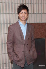 组图：金像奖公布终身成就奖 曾志伟缅怀邓光荣