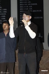 组图：冯小刚新片历经八年 痛斥低素质媒体不懂尊重