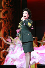 高清组图：歌舞《阳光路上》剧照