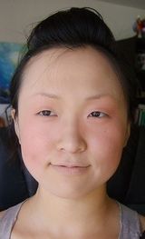 组图：女孩模仿唐朝仕女妆网络爆红