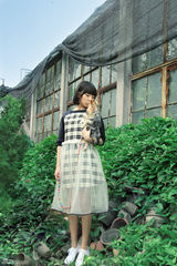 组图：周子琰最新写真曝光 小清新风来袭