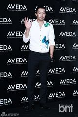 组图：赵权孔贤珠出席护肤品牌开业纪念活动