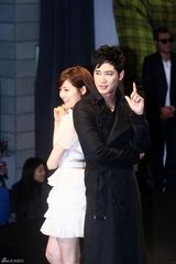 高清组图：姜志焕成宥利出席新片《车刑警》发布会