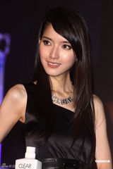 组图：王阳明首任男主角 陈匡怡不排斥演坏女人