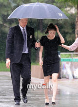 组图：韩星苏志燮金妍儿获韩国观光之星功劳奖