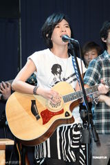 组图：张芸京创作曲公开 同名新专辑将发